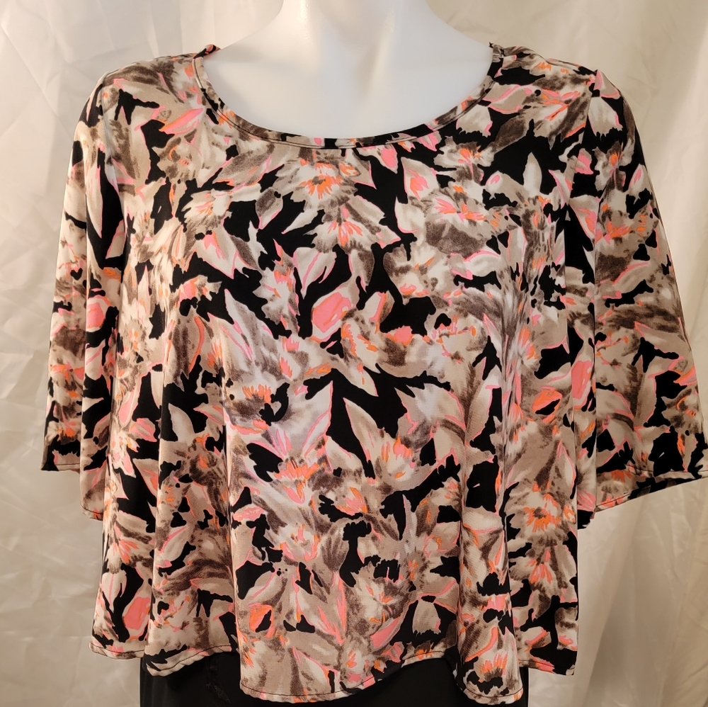 Pullover Floral Shirt B•Jewel Womens Pink Black Small